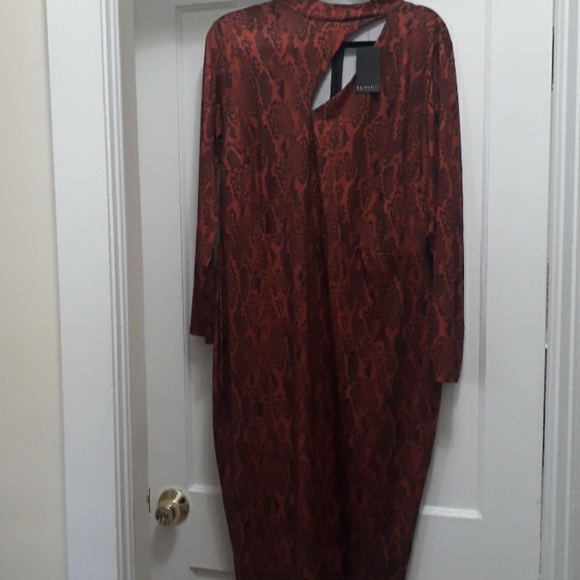 Eloquii The Hendrix Burnt Orange Sleek Snakeskin Print Bodycon  Cutout D… - Picture 6 of 10